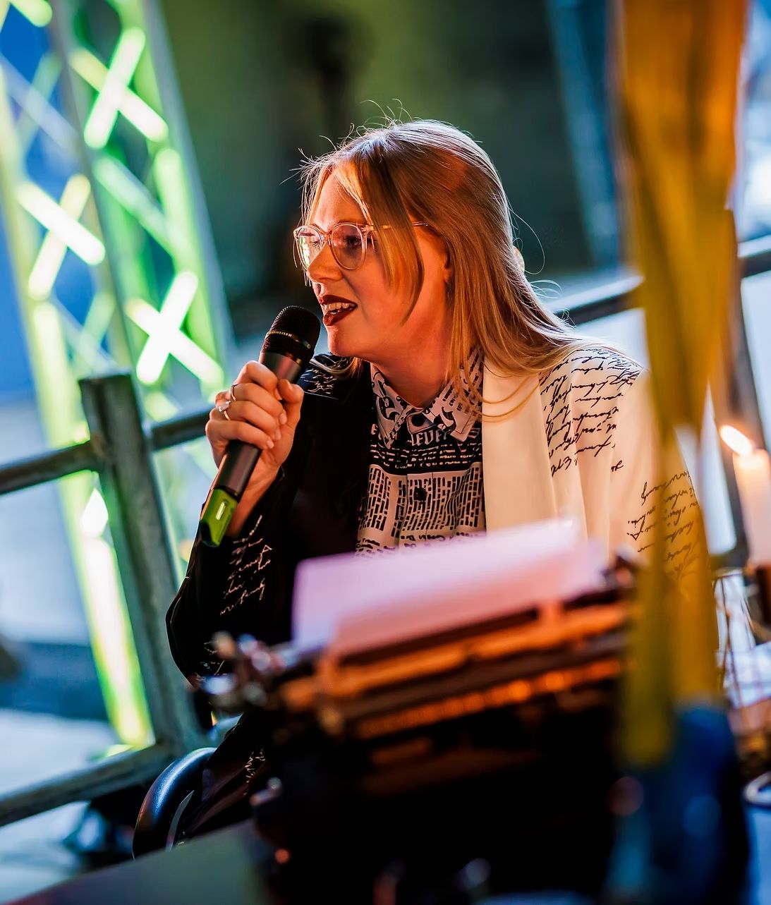 Pozie: Nieuwe stadsdichter Enschede : Vera Boertien